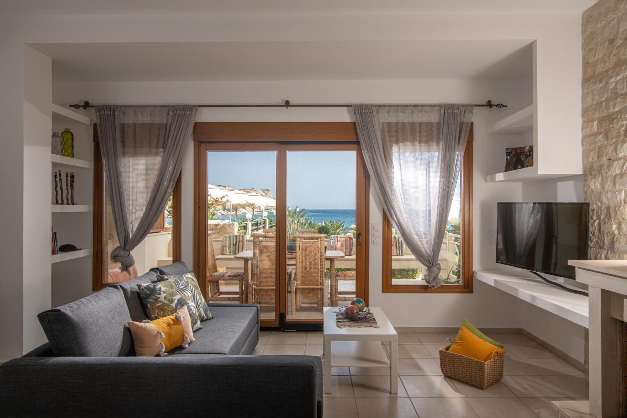 Beachfront Green Apt-Ligaria Beach Buitenkant foto